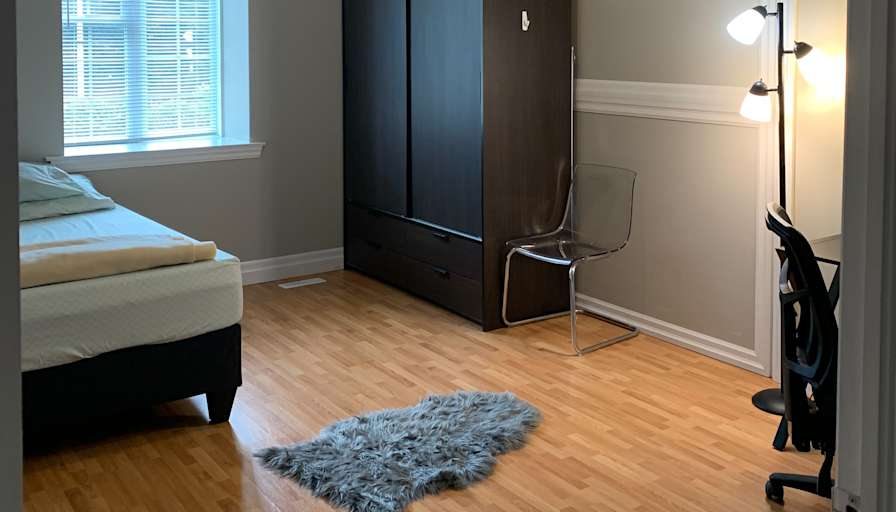 FW Corp.'s room