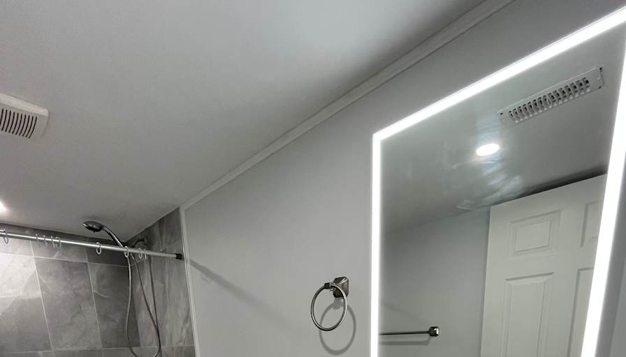 Kamee's room