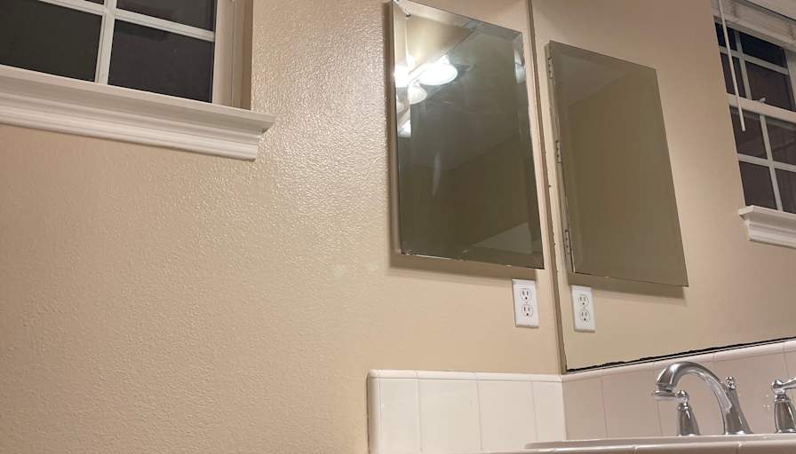 Sandy's room