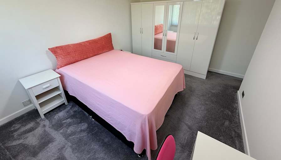 Berrin Kayaalp's room