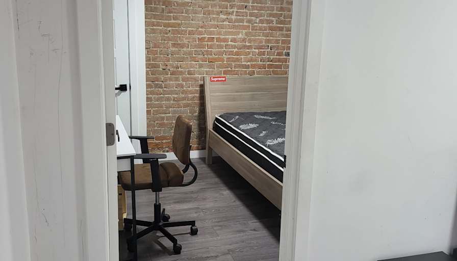 Nelson Couto's room