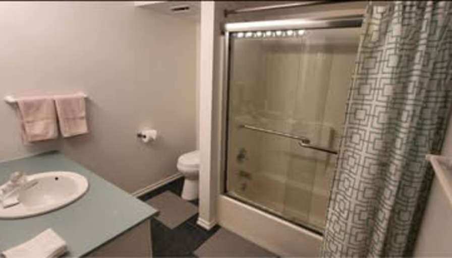 Nav's room
