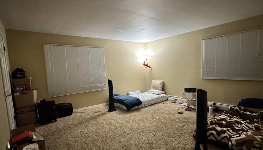 Rushabh Vora's room