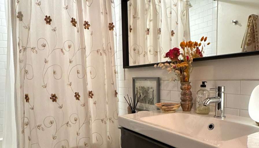 Alycia's room