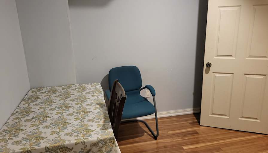 Shan's room