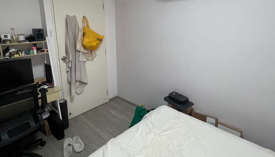 Melvyn's room