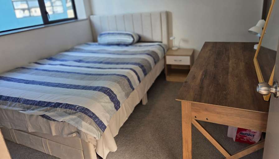 Mingsheng's room