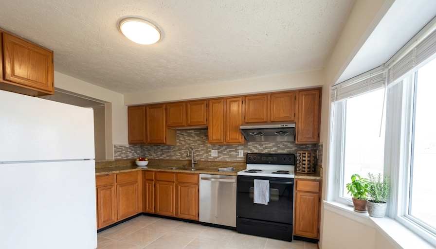 Nice Home's room
