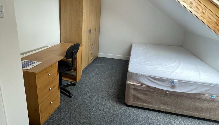 Lily's room