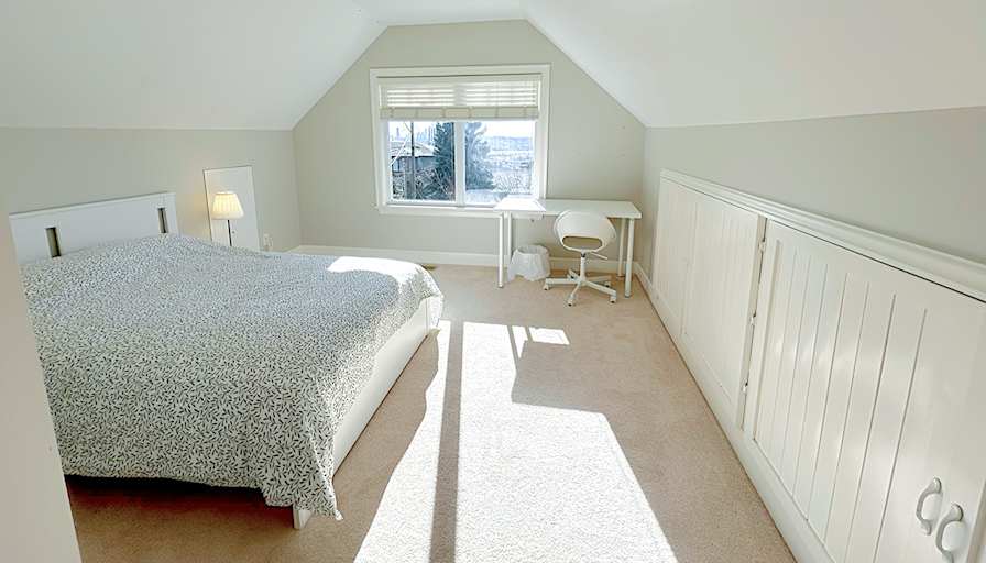 Shahram's room