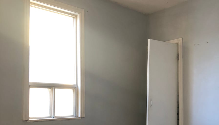 Vincent Molumby's room