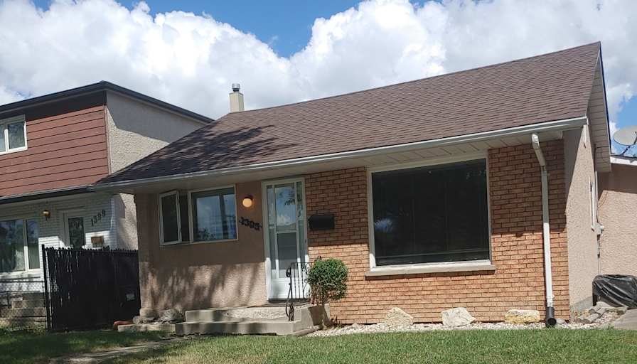 Dwight Neuman's room