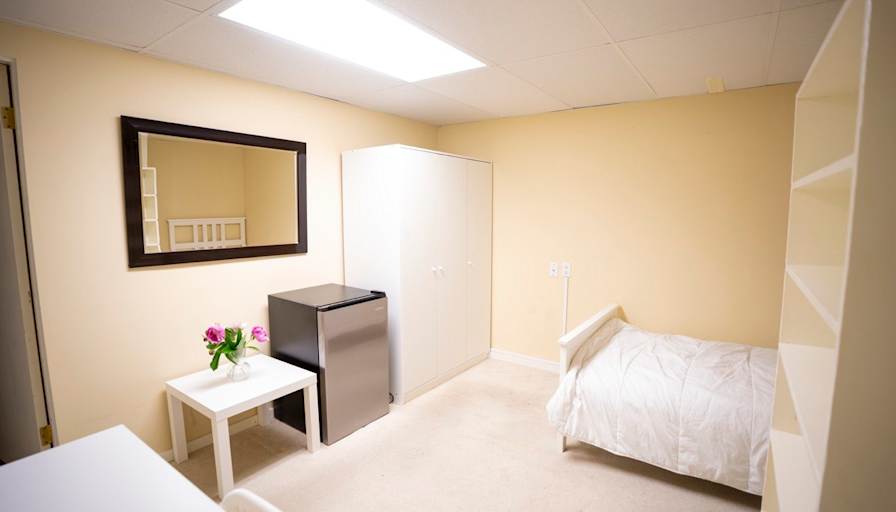 Elham's room
