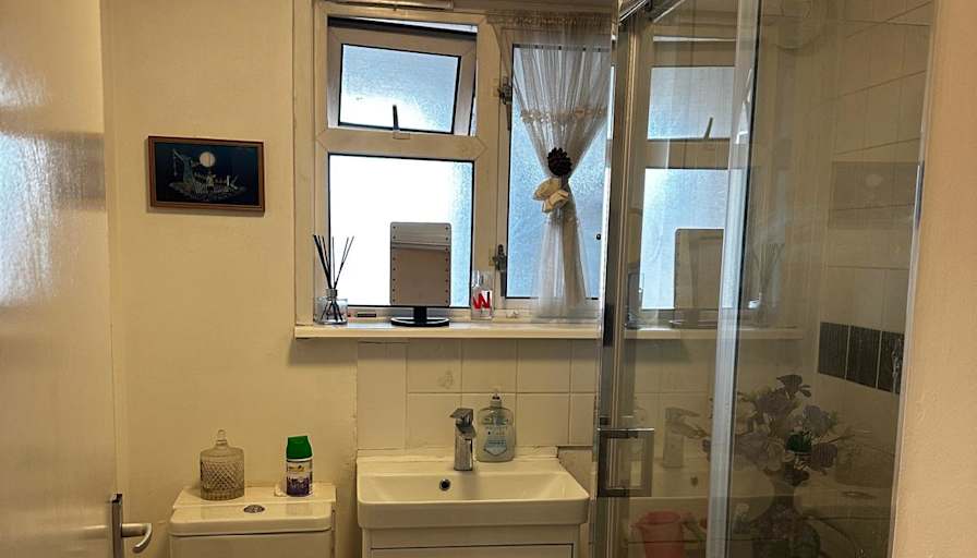 Anne's room
