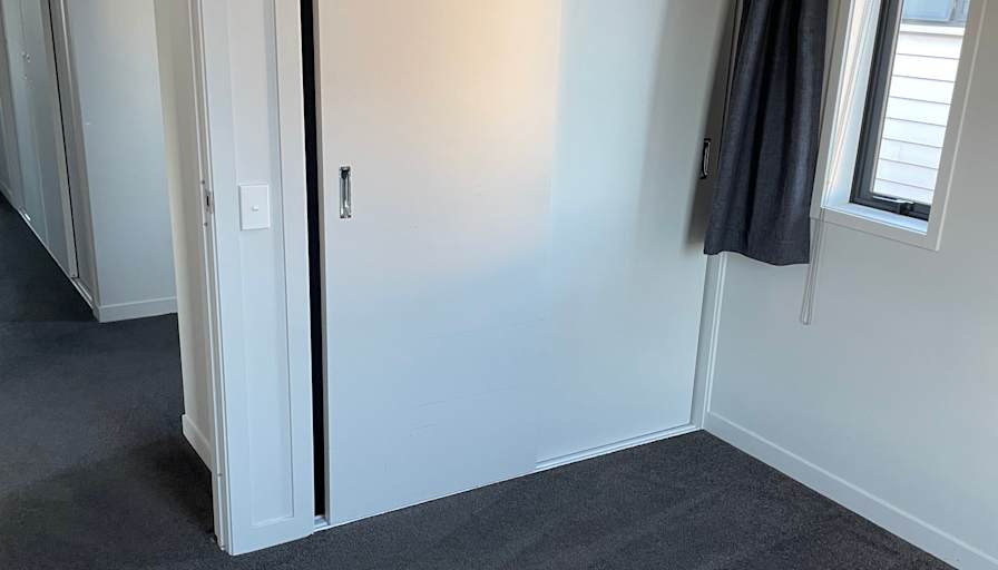 Muneel's room