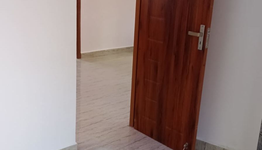 Kaviya's room
