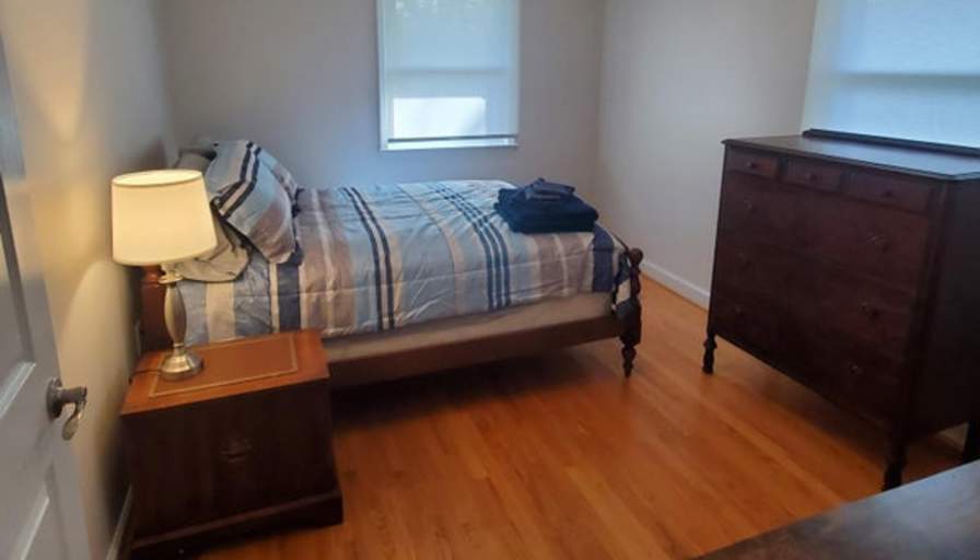Furnished Bedroom for rent's room