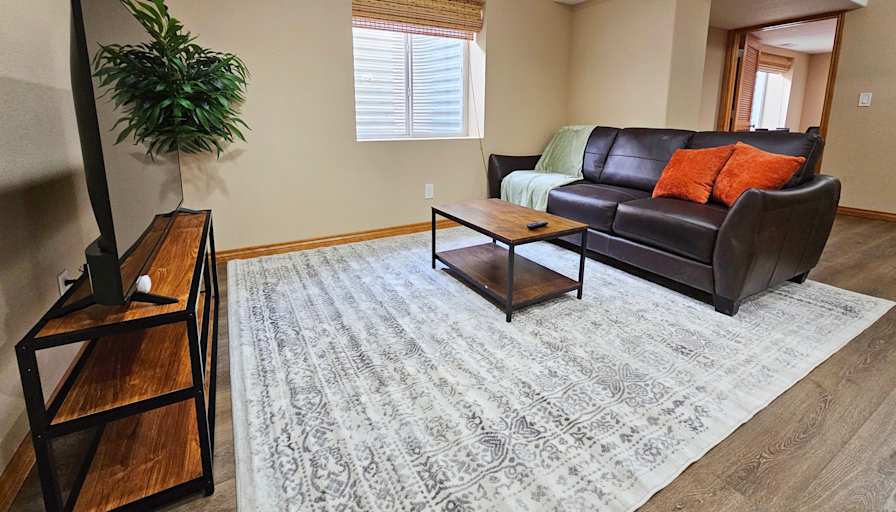 HomeCrew's room