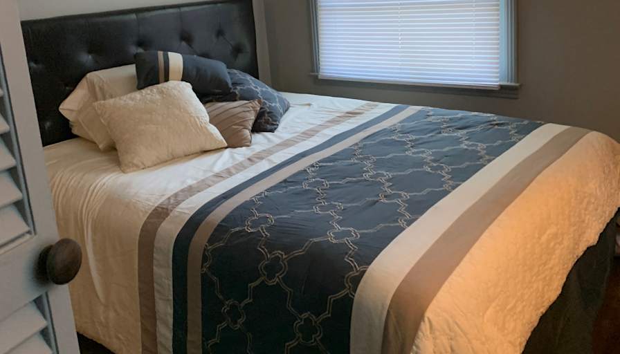 Carolyn's room