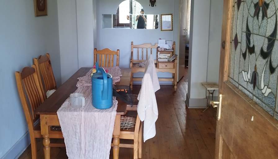Ray's room