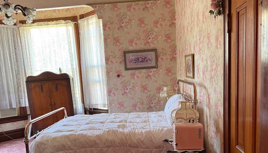 Albert's room