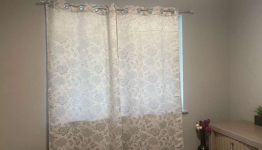 Mitshe Totaan's room