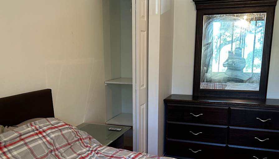 Silvia's room