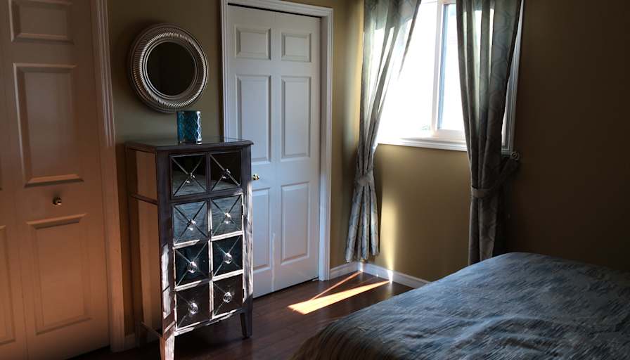 Petra's room