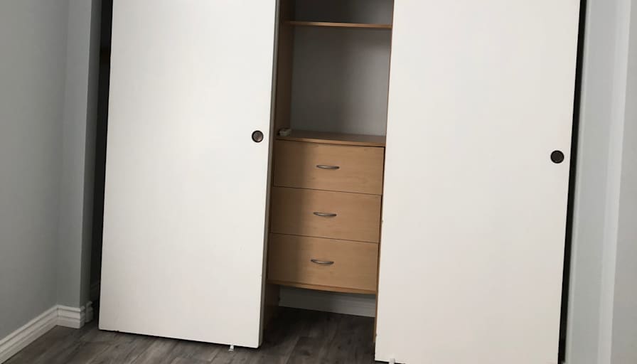 Jocelyne's room