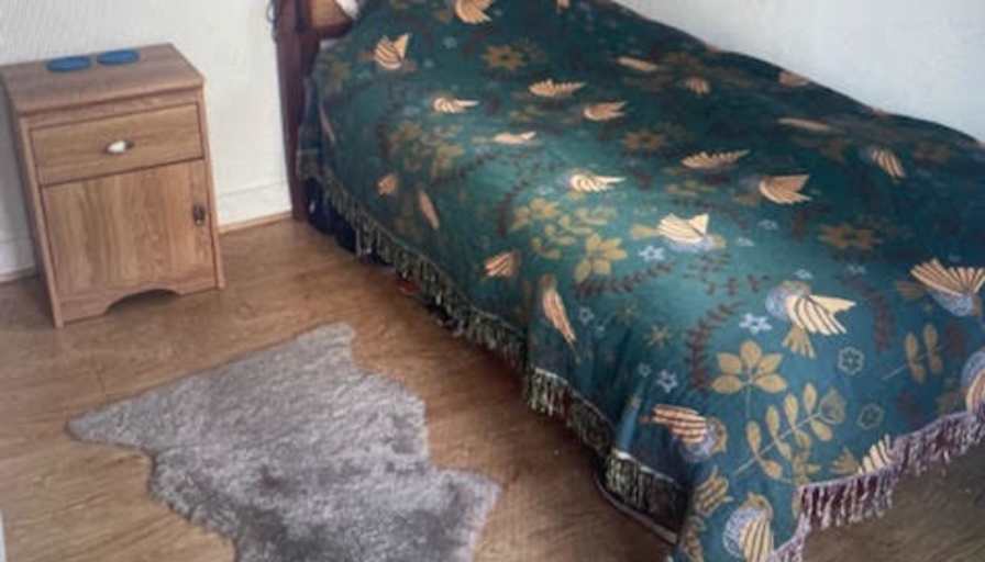 Eddie's room