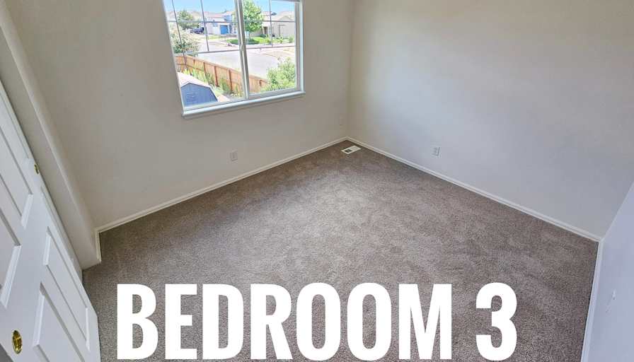 HomeCrew's room