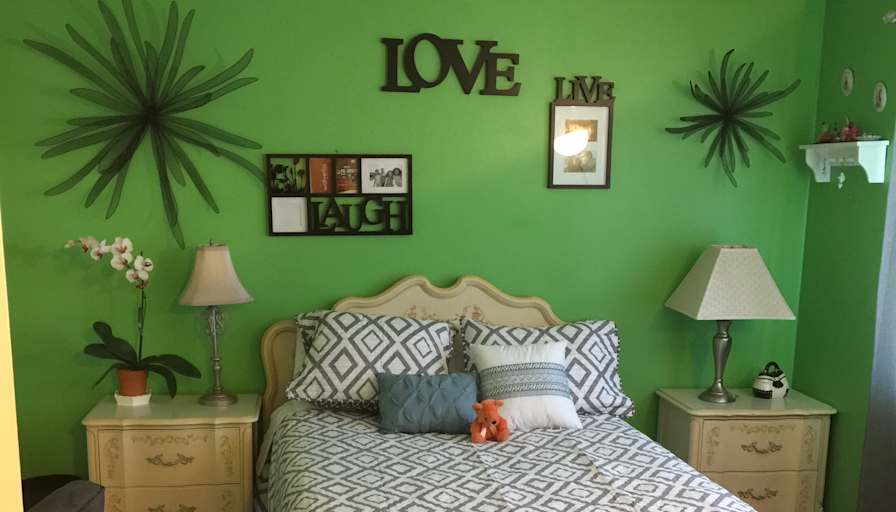 Cross Country Rentals, LLC's room