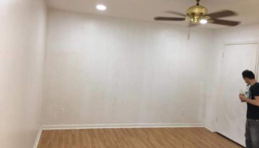luis's room