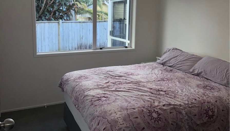 Pallavi Thakur's room