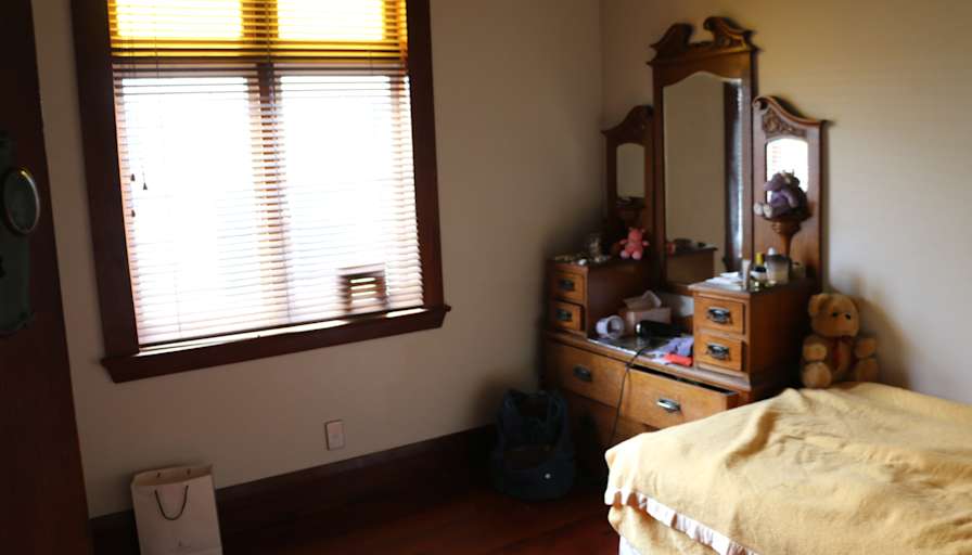 Suresh Nanu's room