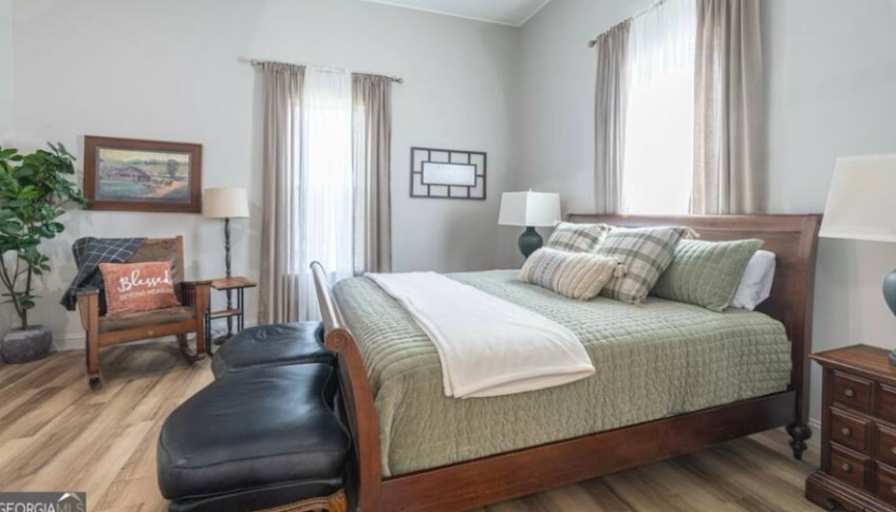 Olivia's room