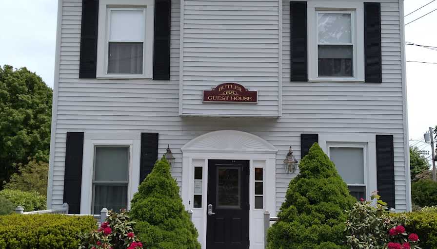 Butler Guest House's room