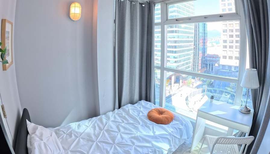 Van House's room