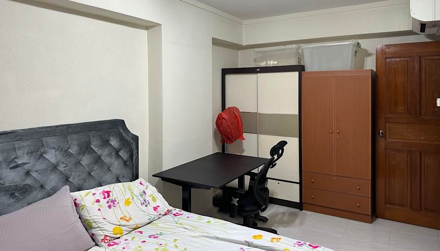 BY's room