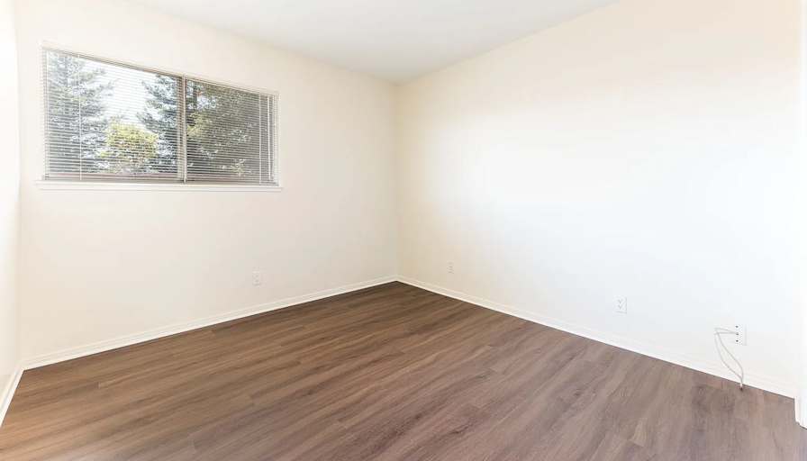 Khoi's room