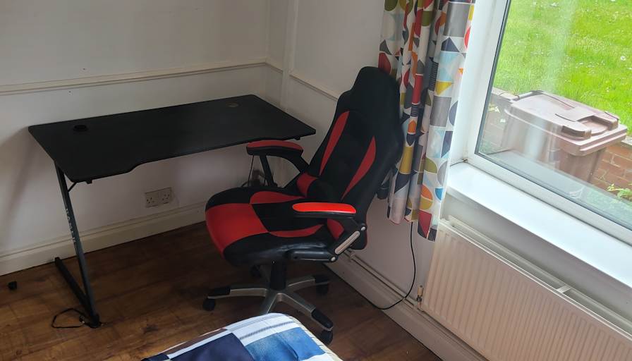 Alex perry's room
