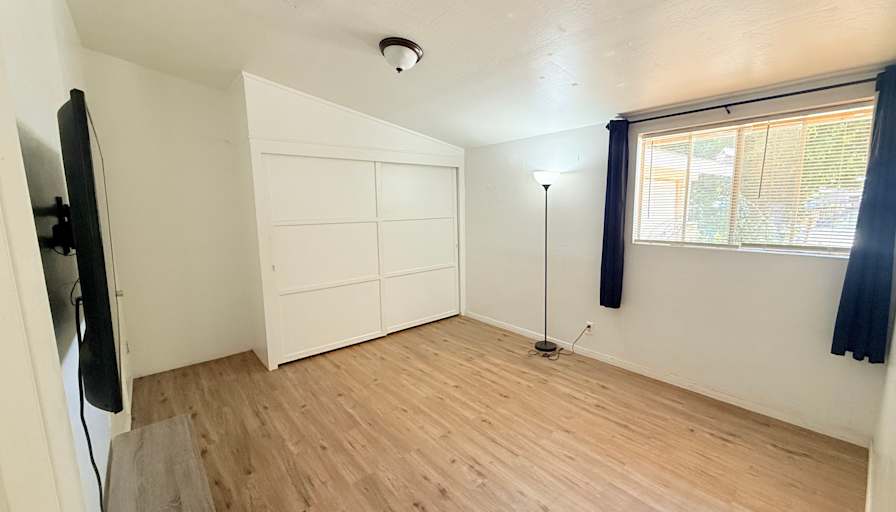 Jose's room