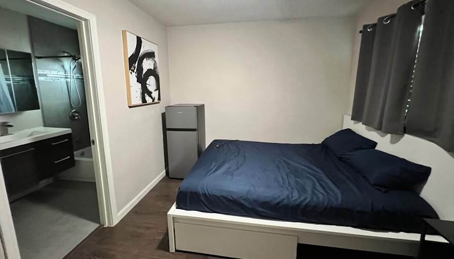 Alisa's room