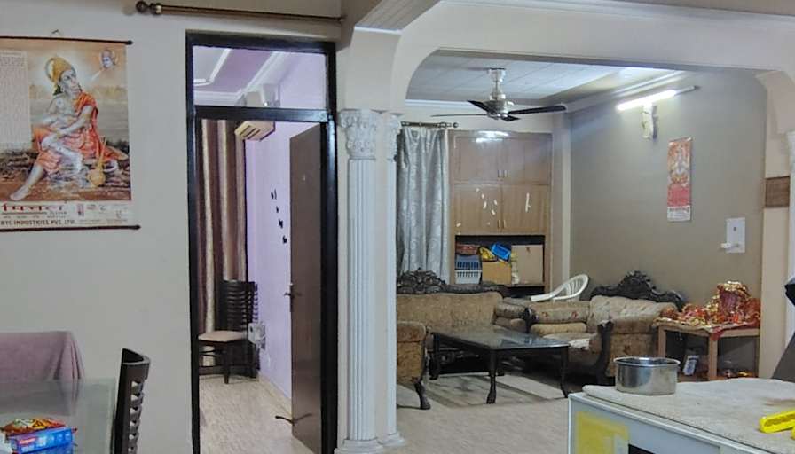 Geetanjali's room