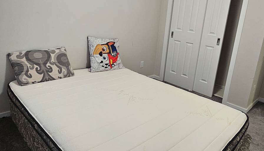 Avinash Kumar Giri's room