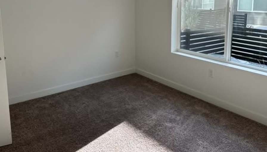 Mercedes's room