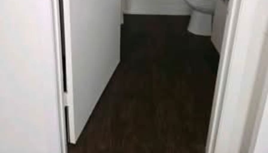ERIC D LEWIS's room