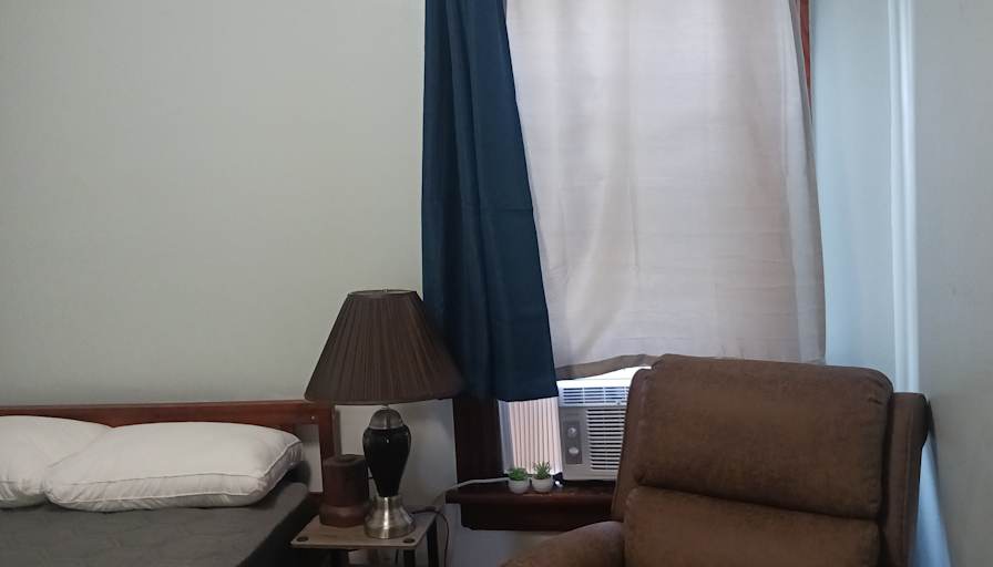 Tomiwa's room