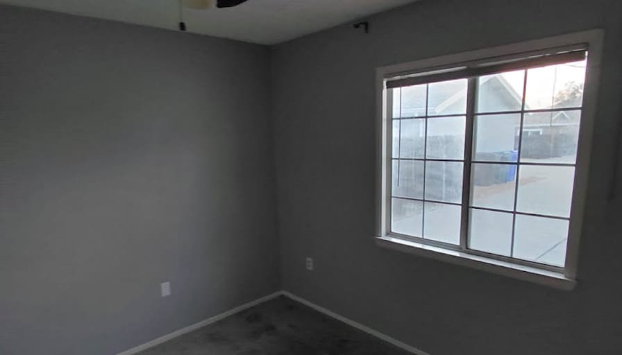 Vincent R's room