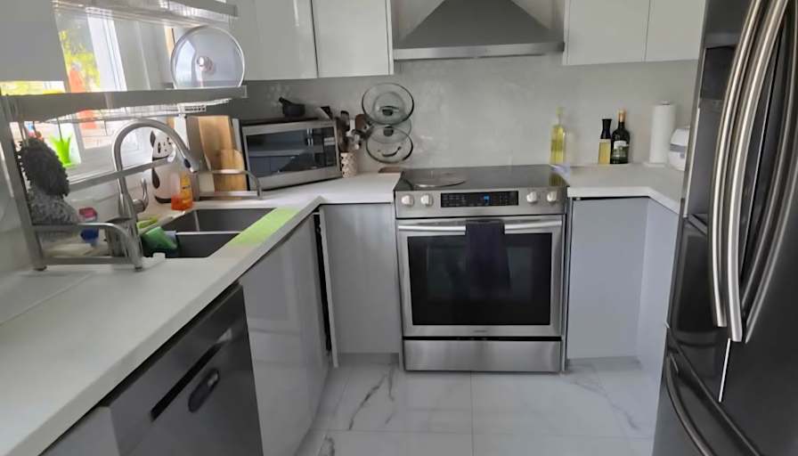 Ramona Shelson's room